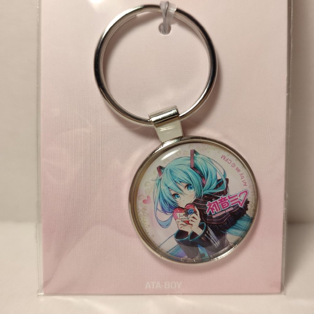 Hatsune Miku Metal Enamel Keychain